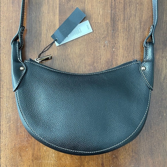 Banana Republic Vida Half-Moon Shoulder Bag - Black Leather - NWT - Picture 5 of 16